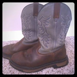Size 7.5 Rocky cowboy boots!